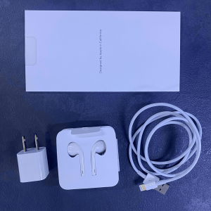 آیفون 8پلاس ظرفیت 64 گیگابایت -گلد - کارکرده