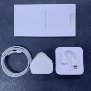 آیفون 8 ظرفیت 64گیگابایت - روزگلد - کارکرده