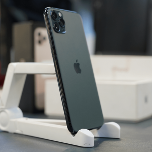 آیفون 11 پرو مکس ظرفیت 64 گیگابایت - مشکی - کارکرده