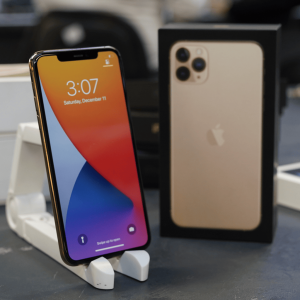 آیفون 11 پرو مکس ظرفیت 256 گیگابایت - گلد - کارکرده