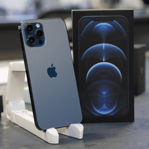 آیفون 12 پرو مکس ظرفیت 256 گیگابایت - آبی - کارکرده