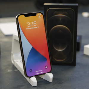 آیفون 12 پرو مکس ظرفیت 256 گیگابایت - گلد - کارکرده