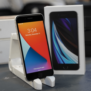 آیفون SE 2020 ظرفیت 128 گیگابایت - سفید - کارکرده