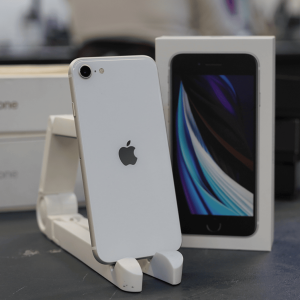 آیفون SE 2020 ظرفیت 128 گیگابایت - سفید - کارکرده