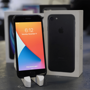 آیفون 7 ظرفیت 128 گیگابایت - خاکستری  - کارکرده