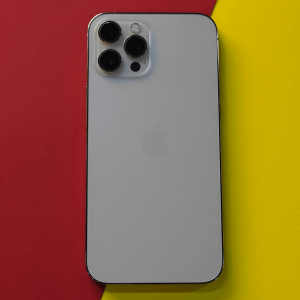 آیفون 12pro max ظرفیت 256 گیگابایت - گلد  - کارکرده