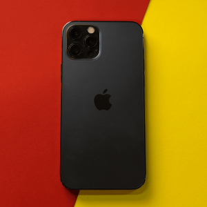 آیفون 12pro ظرفیت 256 گیگابایت - خاکستری - کارکرده