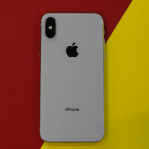 آیفون X ظرفیت 64 گیگابایت - سفید - کارکرده