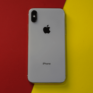 آیفون X ظرفیت 256 گیگابایت - سفید  - کارکرده