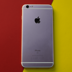 آیفون 6s plus ظرفیت 16 گیگابایت - رزگلد  - کارکرده