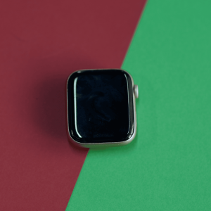 اپل واچ سری 4 - 44 میلی متر  - گلد - کارکرده