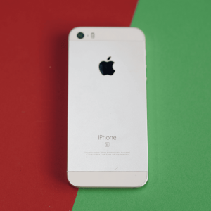 آیفون SE ظرفیت 64 گیگابایت - سفید  - کارکرد