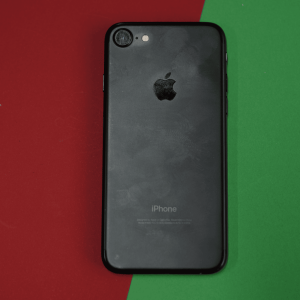 آیفون 7 ظرفیت 32 گیگابایت - مشکی  - کارکرد