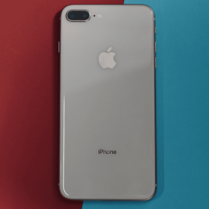 آیفون ۸ پلاس - ظرفیت ۶۴ گیگابایت - گلد  - کارکرده