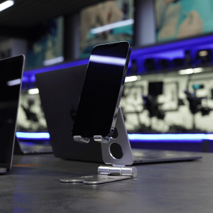 آیفون ۱۳ پرومکس-ظرفیت ۲۵۶ گیگابایت-آبی-کارکرده