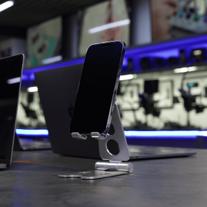 آیفون ۱۳ پرومکس-ظرفیت ۲۵۶ گیگابایت-آبی-کارکرده