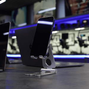 آیفون ۱۳ پرومکس-ظرفیت ۲۵۶ گیگابایت-آبی-کارکرده