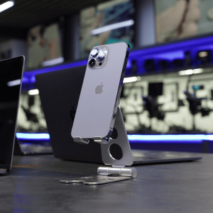 آیفون ۱۳ پرومکس-ظرفیت ۲۵۶ گیگابایت-آبی-کارکرده