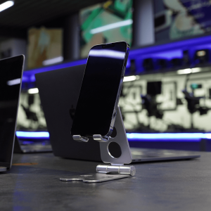 آیفون ۱۳ پرومکس-ظرفیت ۲۵۶ گیگابایت-آبی-کارکرده