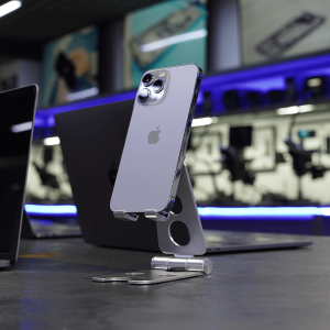 آیفون ۱۳ پرومکس-ظرفیت ۲۵۶ گیگابایت-آبی-کارکرده