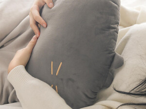 کیسه آب گرم شیائومی  Xiaomi electric heating bag r1 pillow version