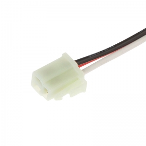 سوکت موتور فن  دو دور پراید