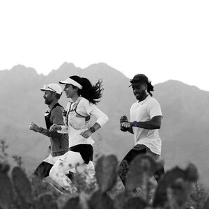 ساعت هوشمند 49 میلی متری اپل مدل Ultra 3 Black Titanium Case با بند Titanium Milanese