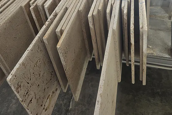 راهنمای خرید سنگ تراورتن، هر آنچه قبل از خرید باید بدانید