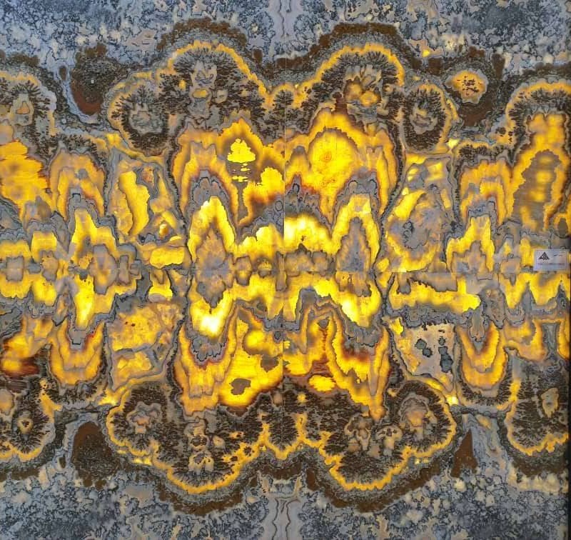 سنگ اونیکس (مرمر) برای دیوار ساختمان