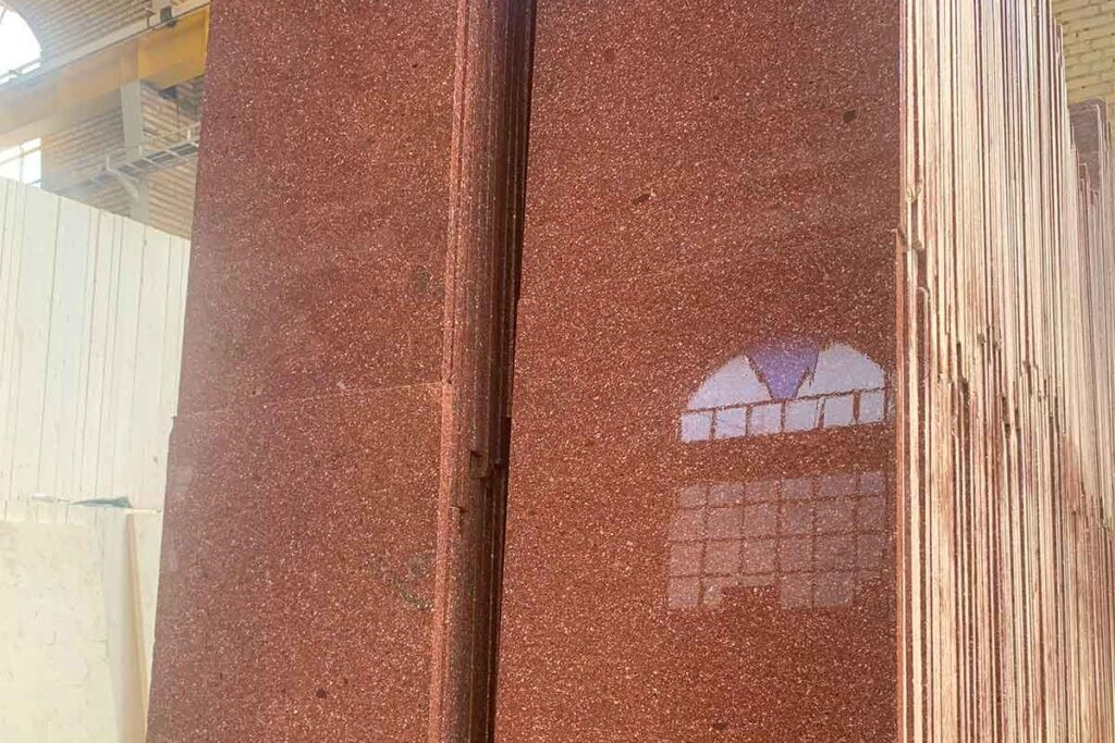 معرفی گرانیت قرمز یزد