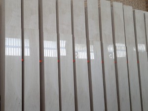 سنگ تراورتن عباس آباد؛ بررسی انواع، کاربردها و راهنمای خرید
