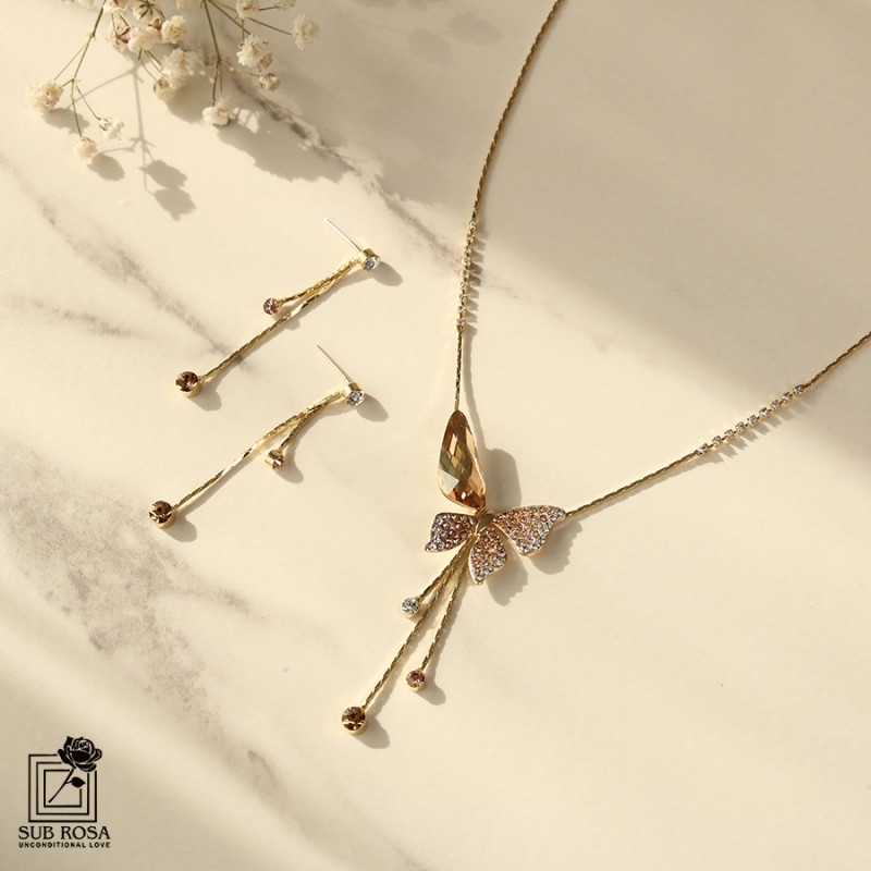 نیم ست سواروسکی المنتس طرح پروانه 13258