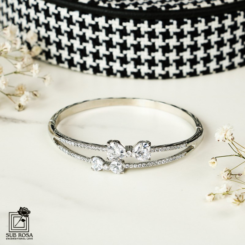 دستبند النگویی سواروسکی المنتس  J-13069