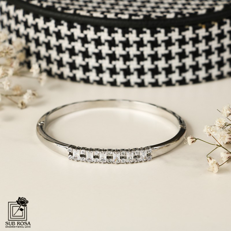 دستبند النگویی سواروسکی المنتس Z-13084