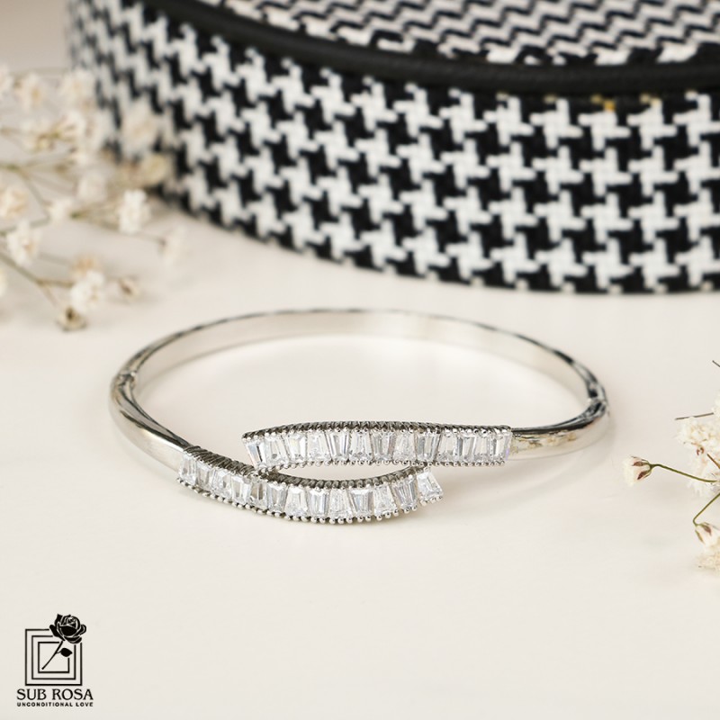 دستبند النگویی سواروسکی المنتس A4-13088