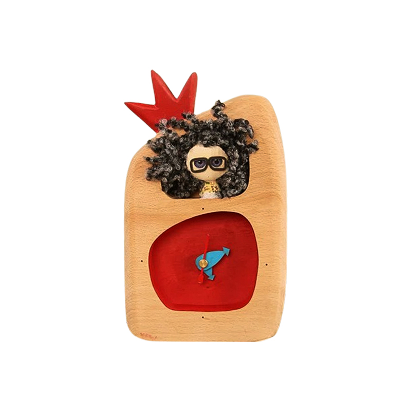 ساعت پرکار آدمک تک انار قرمز