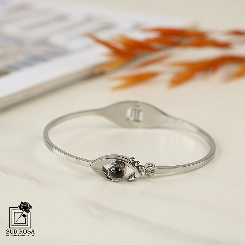 دستبند زنانه دوستت دارم به صد زبان دنیا طرح چشم -نقره ای 13302