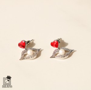 گوشواره سواروسکی المنتس طرح لب 12286