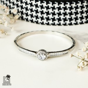 دستبند النگویی سواروسکی المنتس  G-13066