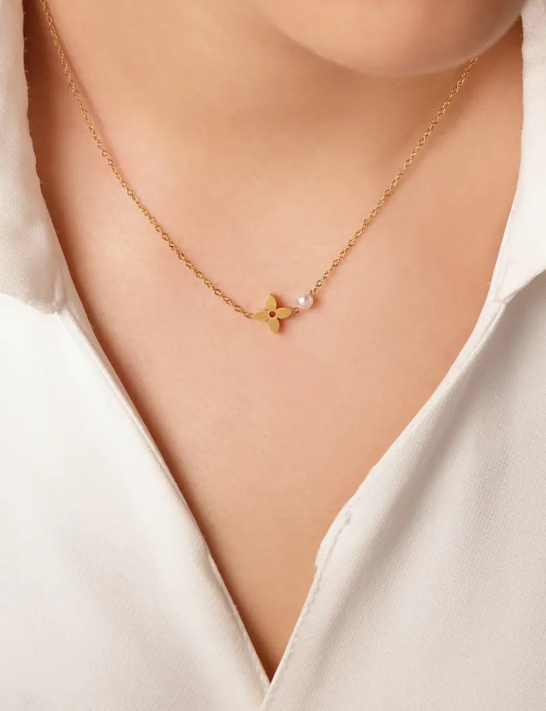 معرفی گردنبند استیل 304 پلاکدار طلایی کد N005