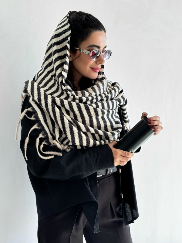 شال موهر راه راه سفید و مشکی زنانه