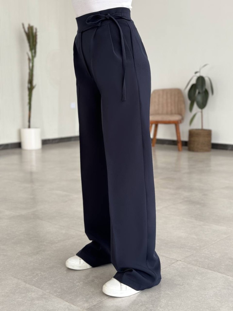 تفاوت شلوار بگ، دمپا، فلر و بوت‌کات | راهنمای جامع انتخاب، استایل، خرید و برندسازی سارا مجیدی