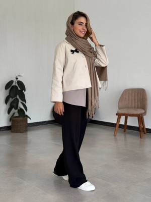 کت زنانه اکسسوری‌دار