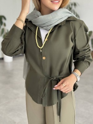 شومیز خاکی بغل گره‌ای دگمه چوبی