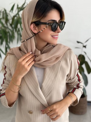 کراپ کت دیپلمات کرمی زنانه