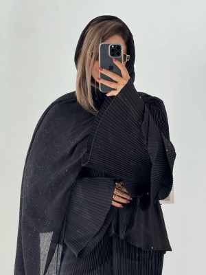 راهنمای کامل استایل اکروماتیک | صفر تا صد استایل Achromatic با نگاه حرفه‌ای سارامجیدی