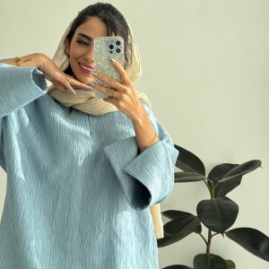 قیمت خرید شومیز جلو بسته آبی آسمانی (آبی یخی) بامبو شاین دار کد BEACH با طراحی سارا مجیدی