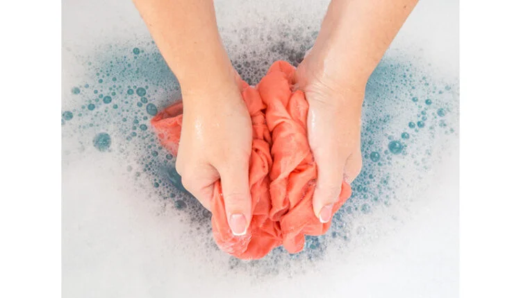 لک لباس ابریشمی