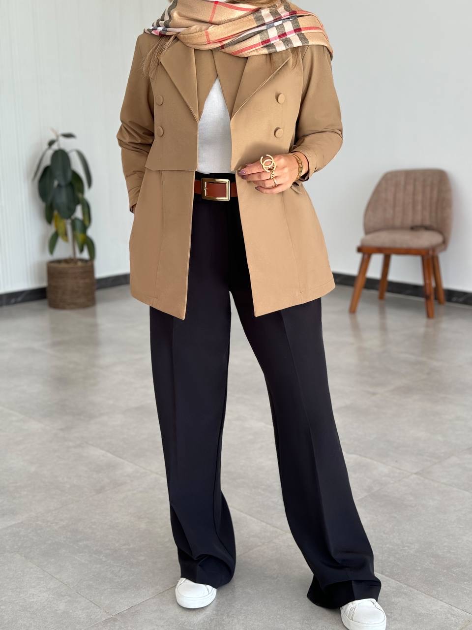 خرید کت ساده کرم