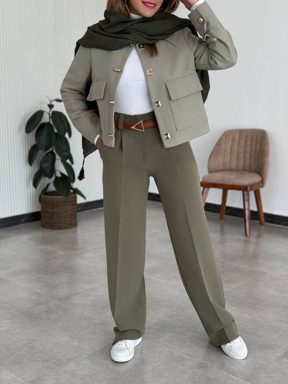 خرید کت سبز از سارا مجیدی